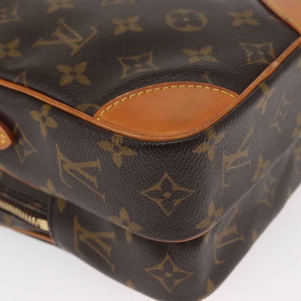Louis Vuitton Amazone Bag Monogram Canvas Brown Canvas Shoulder Bag Bag (Pre-Owned)