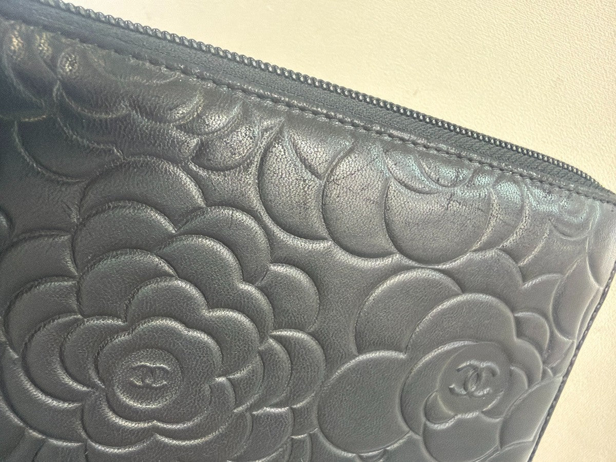 Chanel Camellia Zip Around Organizer Leather Black Leather Wallets Accessory (Pre-Owned)