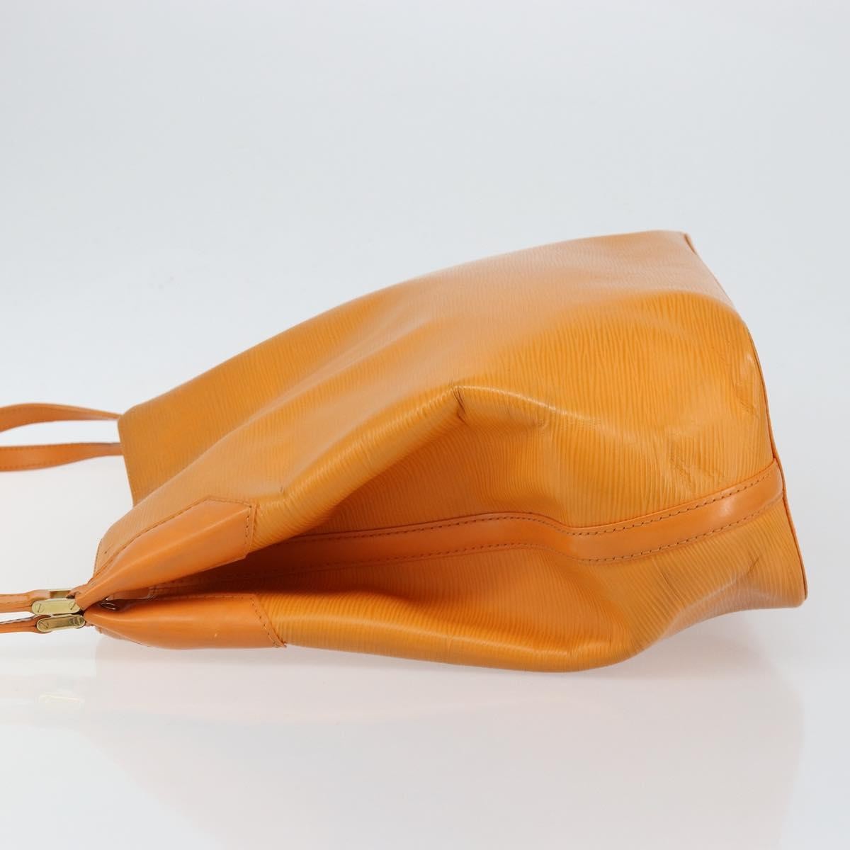 Louis Vuitton Mandara Handbag Epi Leather Orange Leather Shoulder Bag Bag (Pre-Owned)