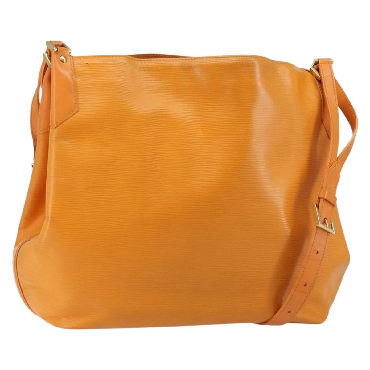 Louis Vuitton Mandara Handbag Epi Leather Orange Leather Shoulder Bag Bag (Pre-Owned)