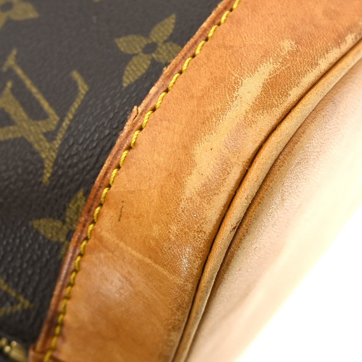 Louis Vuitton Alma Handbag Monogram Canvas Brown Canvas Handbag (Pre-Owned)