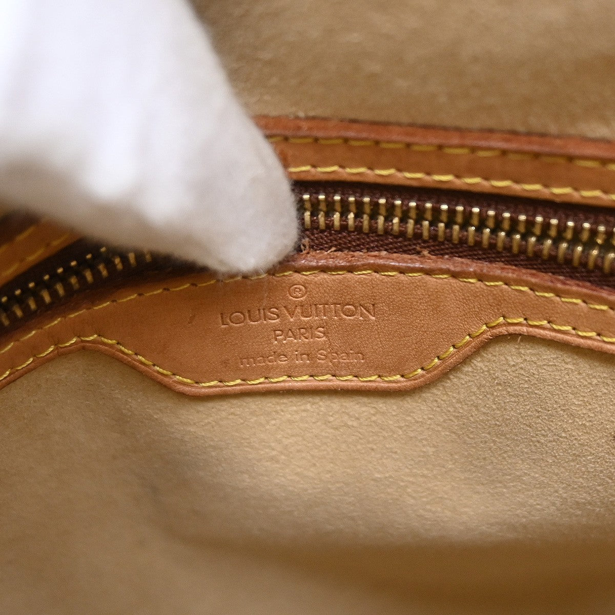 Louis Vuitton Monogram Looping Handbag Monogram Canvas Brown Canvas Shoulder Bag Bag (Pre-Owned)