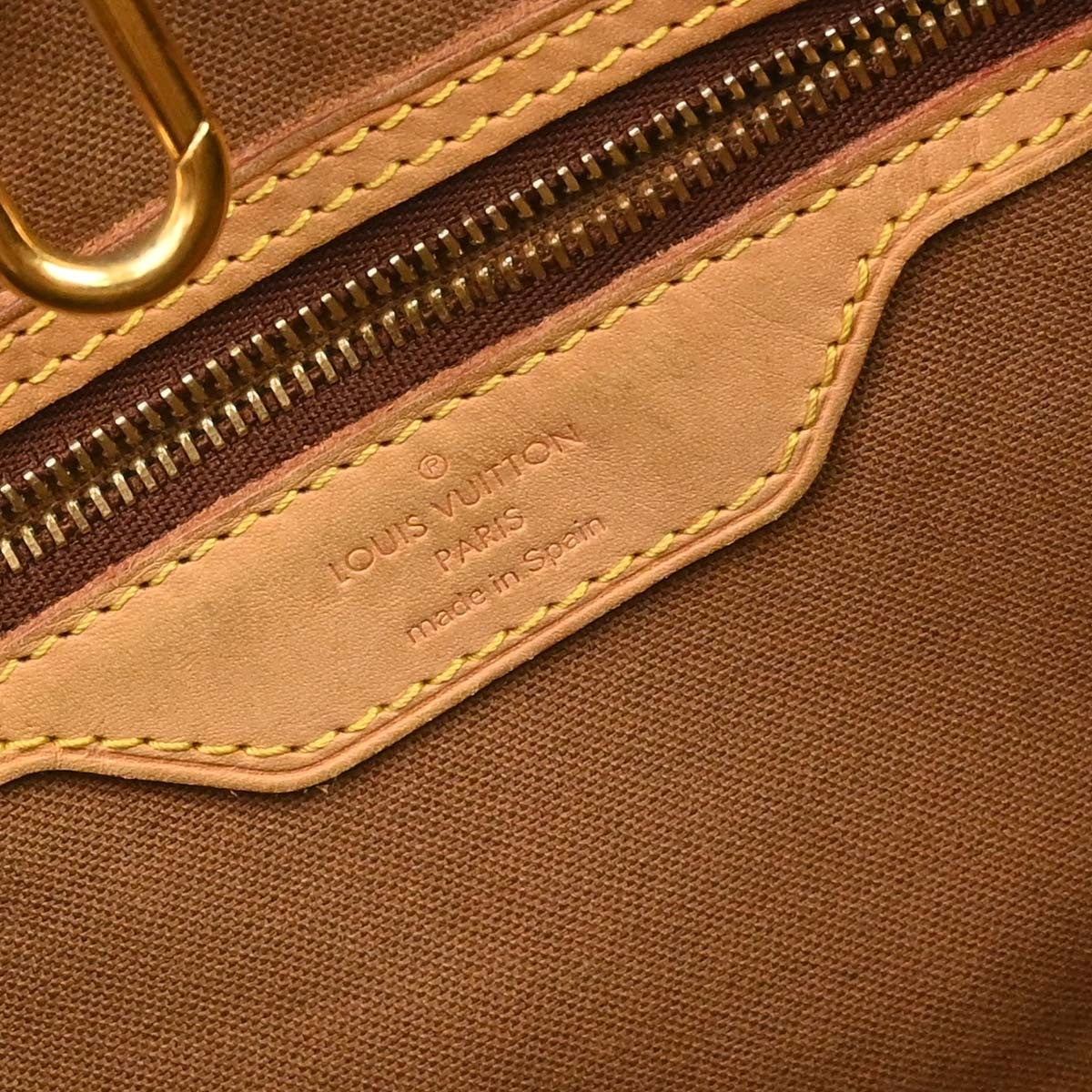Louis Vuitton Batignolles Handbag Monogram Canvas Brown Canvas Shoulder Bag Bag (Pre-Owned)