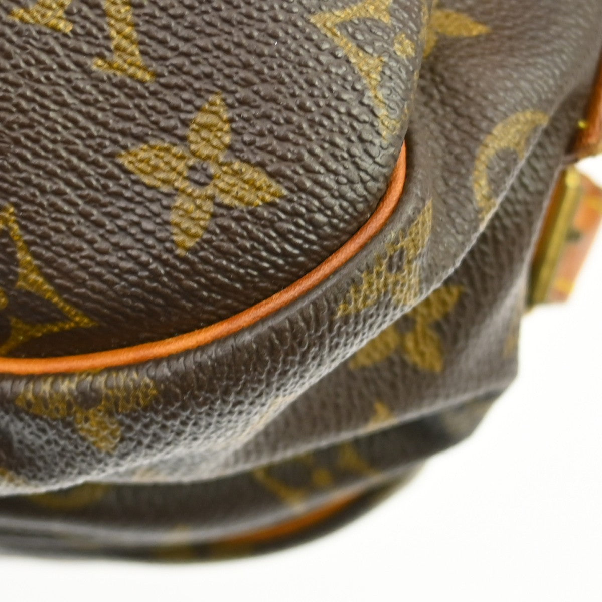 Louis Vuitton Saumur Handbag Monogram Canvas Brown Canvas Shoulder Bag Bag (Pre-Owned)
