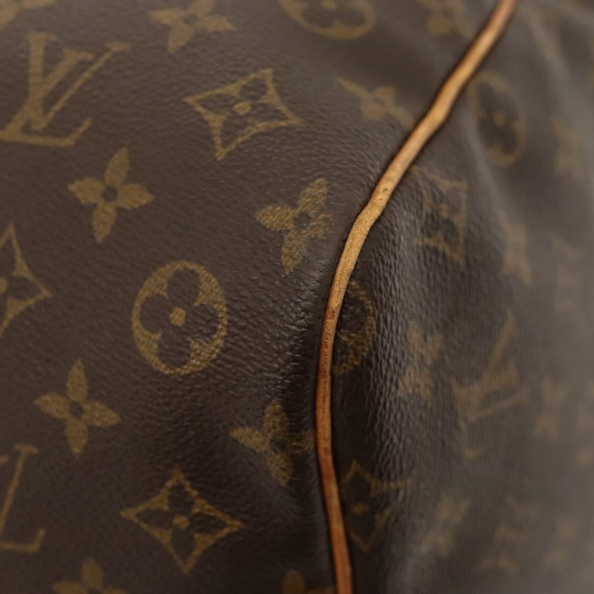 Louis Vuitton Keepall Bag Monogram Canvas Brown Canvas Travel Bag Bag (Pre-Owned)