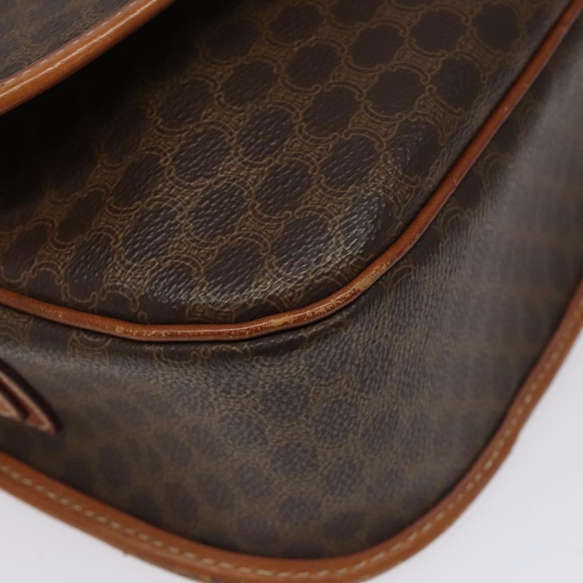 Celine Vintage Macadam Circle Logo Shoulder Bag Canvas And Leather Brown Canvas Shoulder Bag Bag (Pre-Owned)