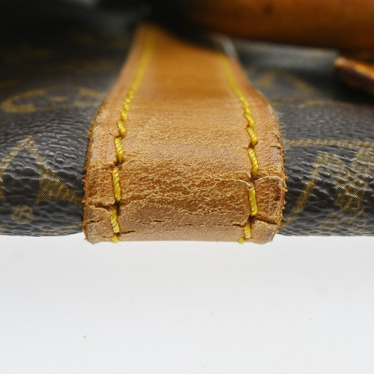 Louis Vuitton Keepall Bag Monogram Canvas Brown Canvas Travel Bag Bag (Pre-Owned)