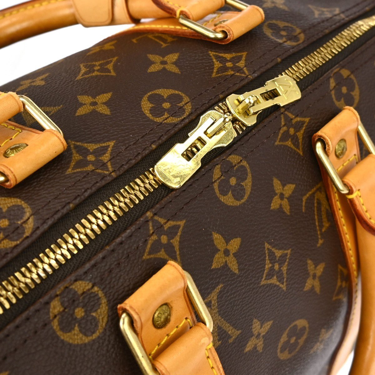 Louis Vuitton Keepall Bag Monogram Canvas Brown Canvas Travel Bag Bag (Pre-Owned)
