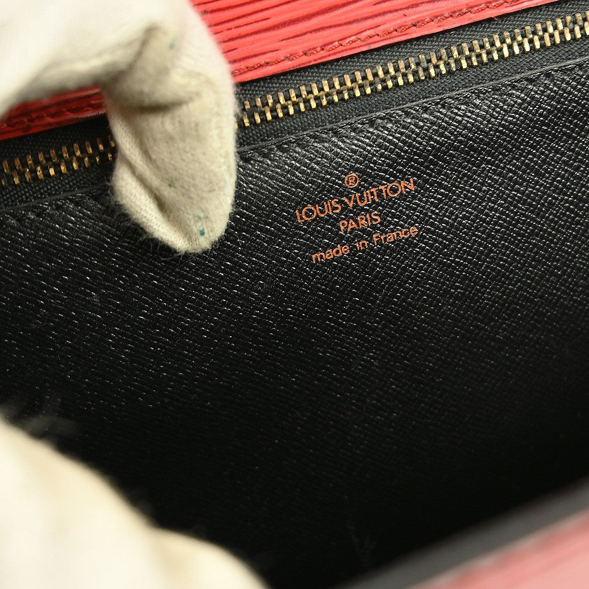 Louis Vuitton Monceau Handbag Epi Leather Red Leather Handbag (Pre-Owned)