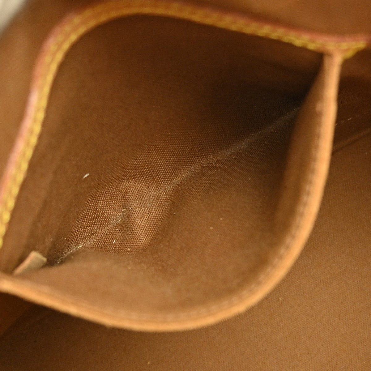 Louis Vuitton Alma Handbag Monogram Canvas Brown Canvas Handbag (Pre-Owned)