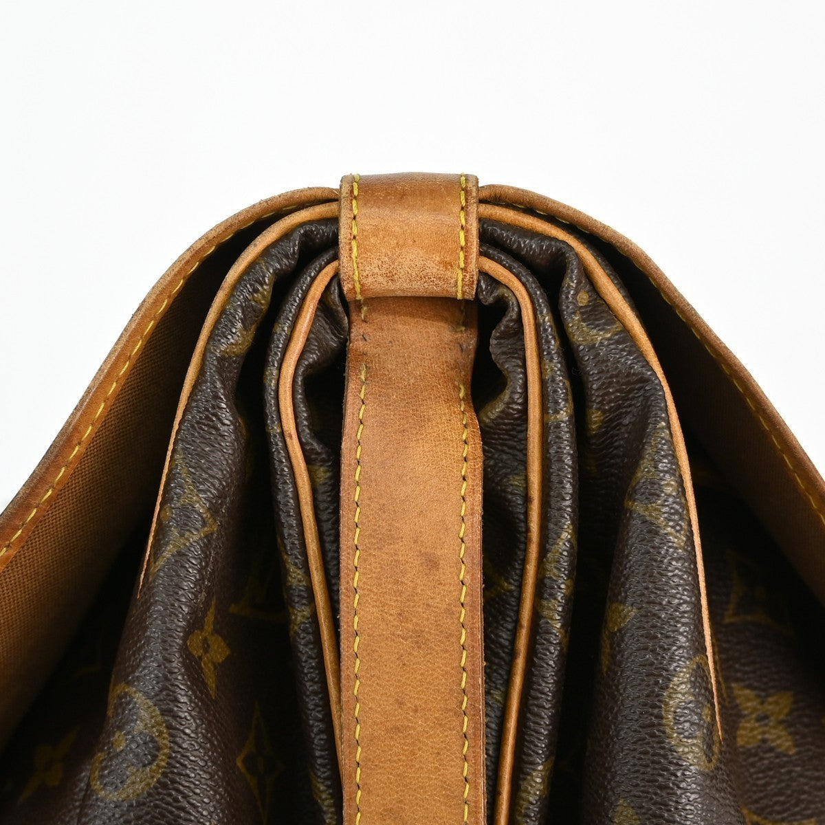 Louis Vuitton Saumur Handbag Monogram Canvas Brown Canvas Shoulder Bag Bag (Pre-Owned)