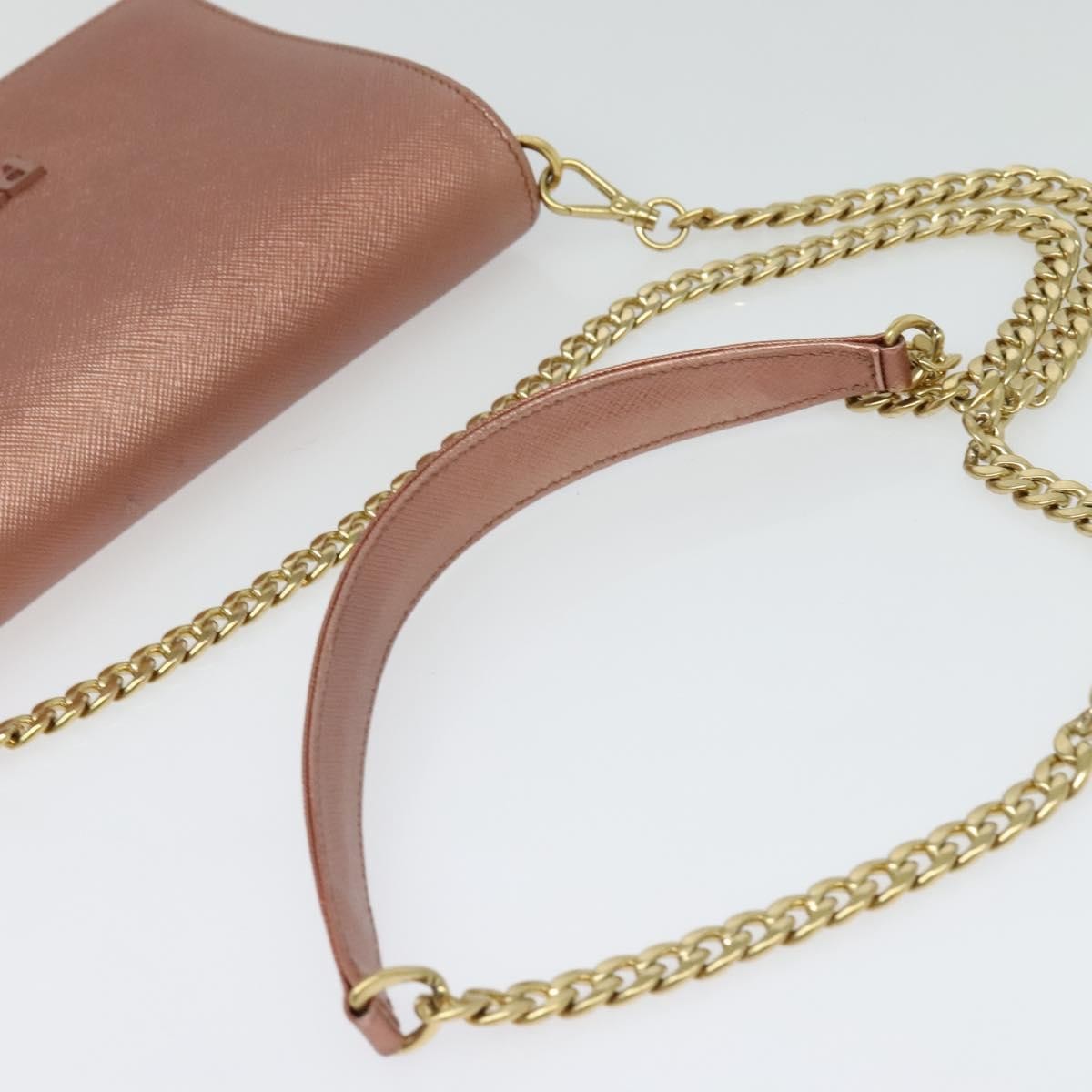 Prada Monochrome Chain Flap Bag Saffiano Leather Pink Leather Shoulder Bag Bag (Pre-Owned)