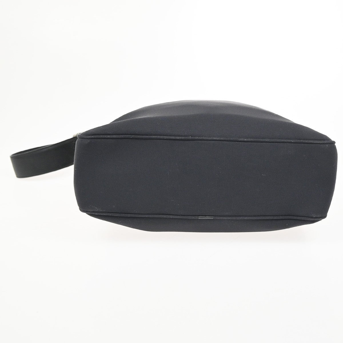 Salvatore Ferragamo Vara Shoulder Bag Nylon Black Nylon Shoulder Bag Bag (Pre-Owned)