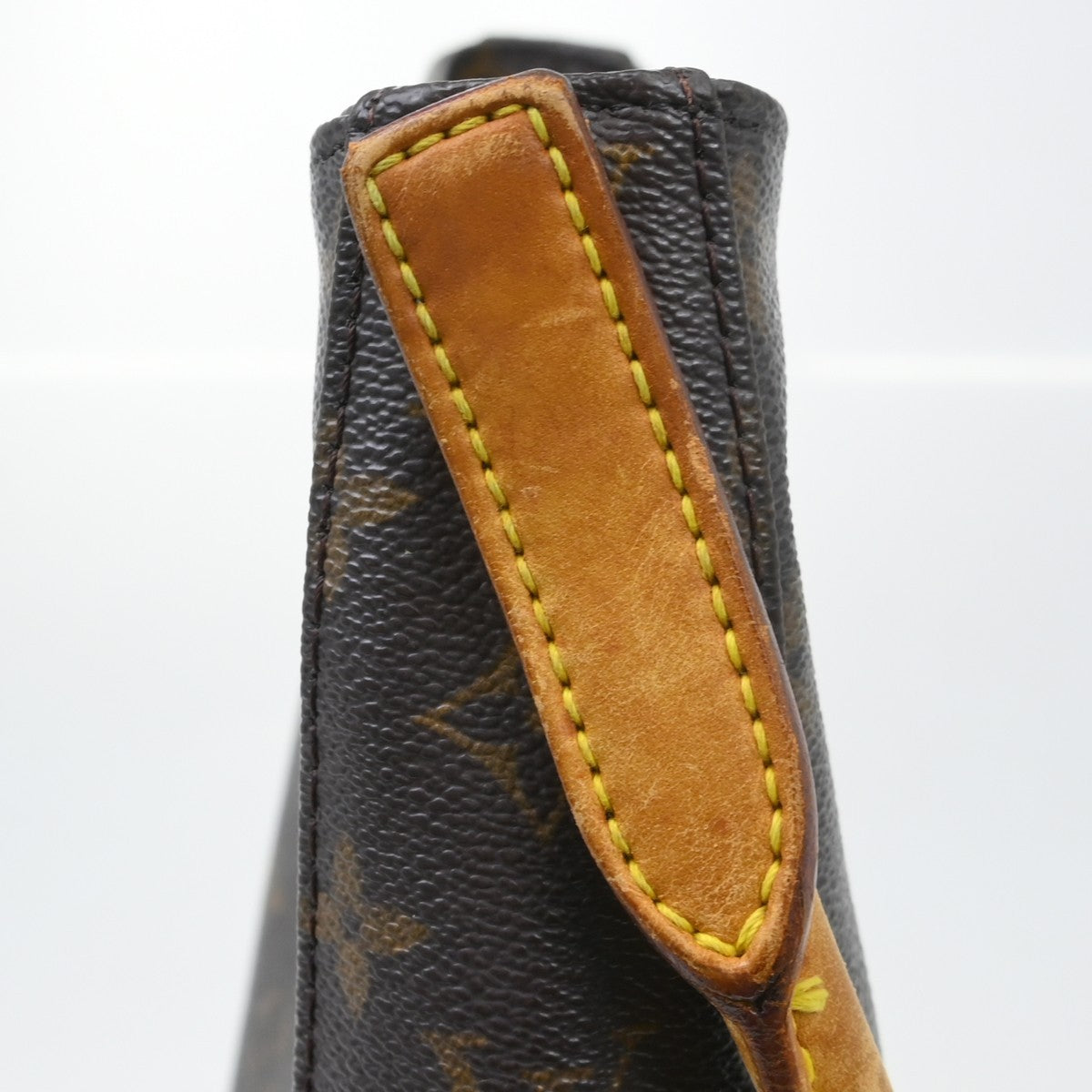 Louis Vuitton Monogram Looping Handbag Monogram Canvas Brown Canvas Shoulder Bag Bag (Pre-Owned)