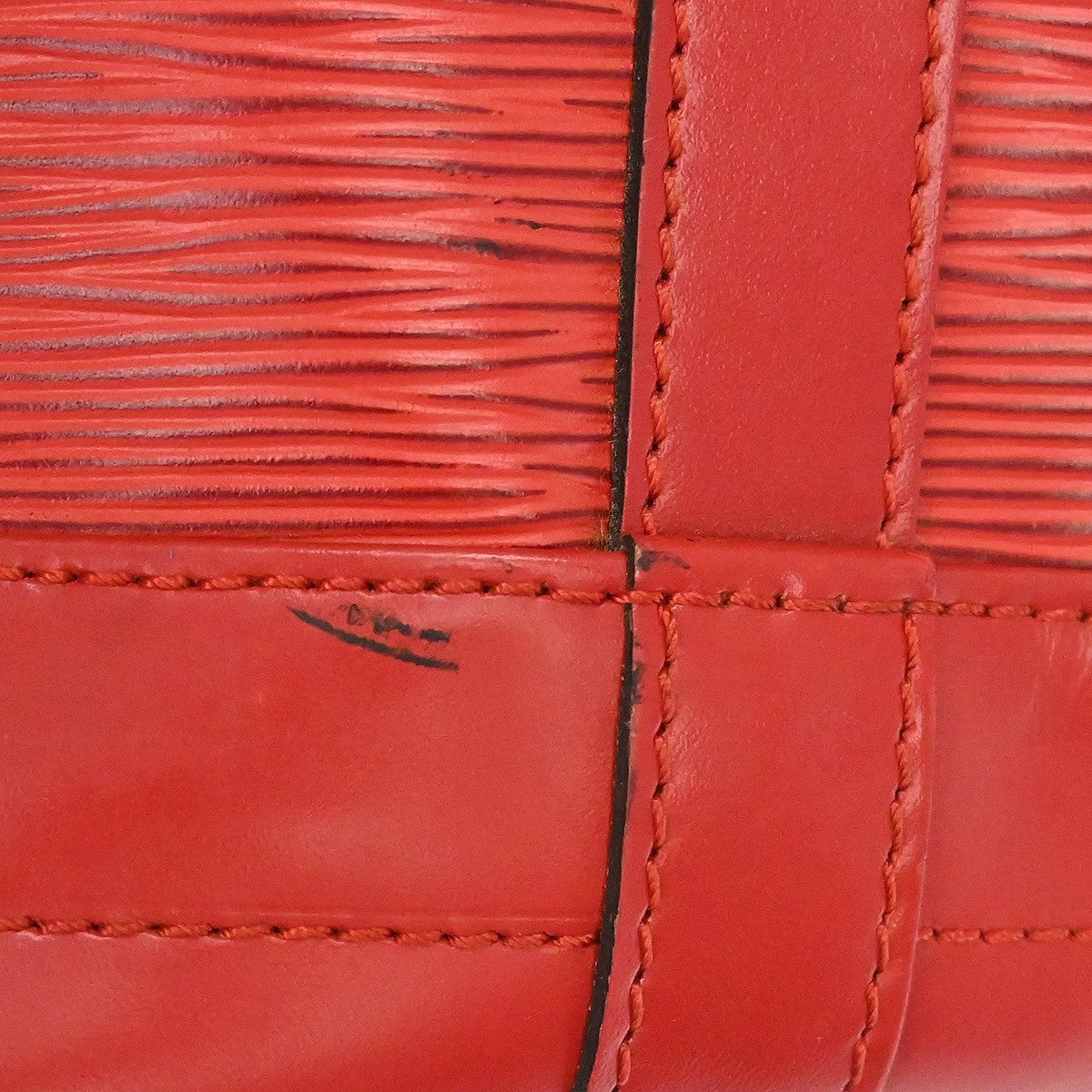 Louis Vuitton Noe Handbag Epi Leather Red Leather Shoulder Bag Bag (Pre-Owned)