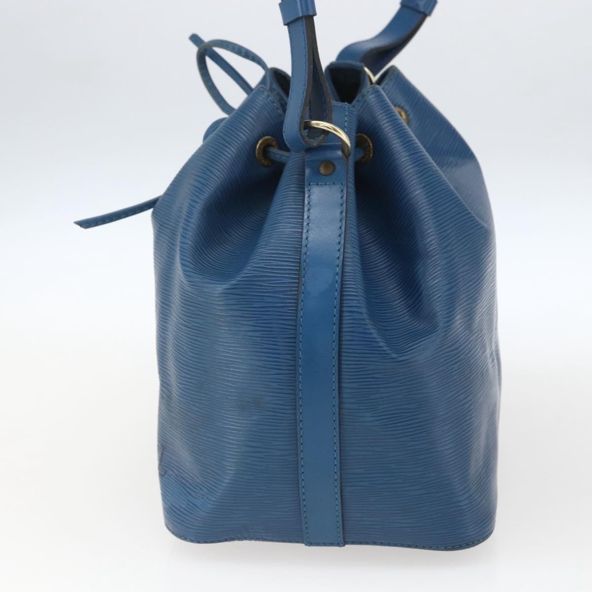 Louis Vuitton Petit Noe Handbag Epi Leather Blue Leather Shoulder Bag Bag (Pre-Owned)