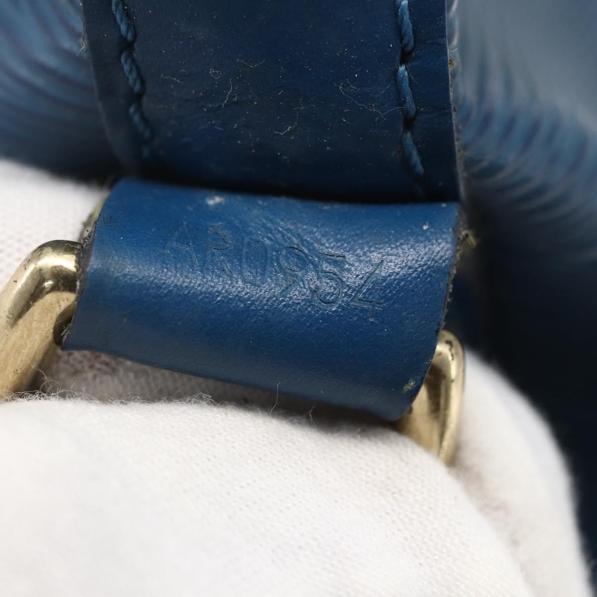 Louis Vuitton Petit Noe Handbag Epi Leather Blue Leather Shoulder Bag Bag (Pre-Owned)