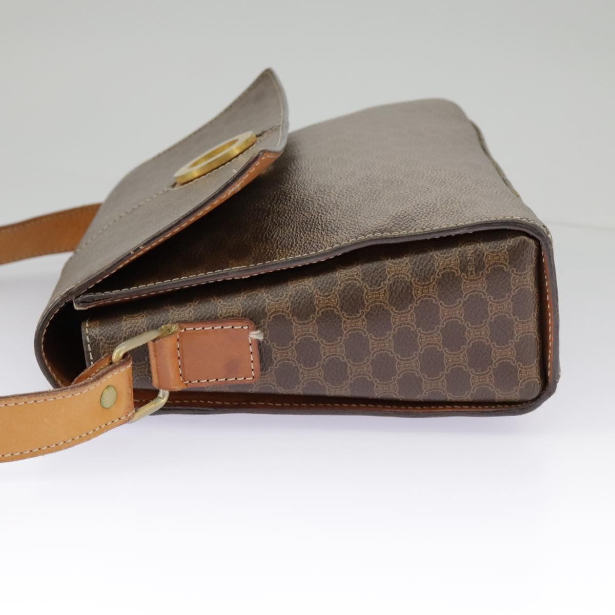 Celine Vintage Macadam Circle Logo Shoulder Bag Canvas And Leather Brown Canvas Shoulder Bag Bag (Pre-Owned)