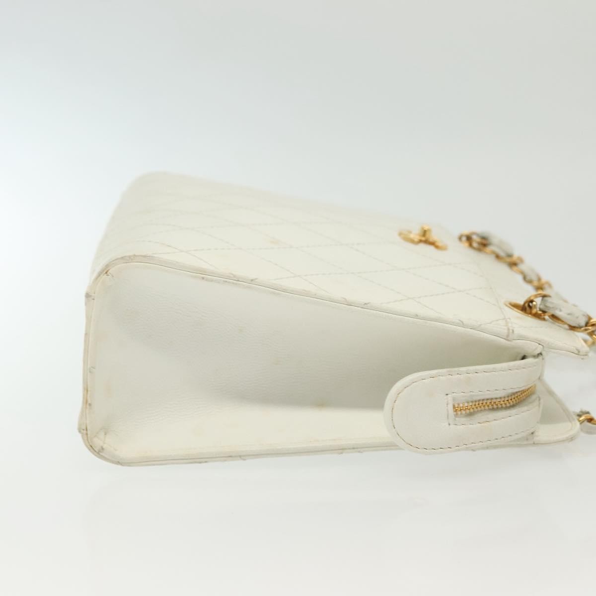 Chanel Cc Shoulder Bag Quilted Caviar White Leather Bag (Pre-Owned)