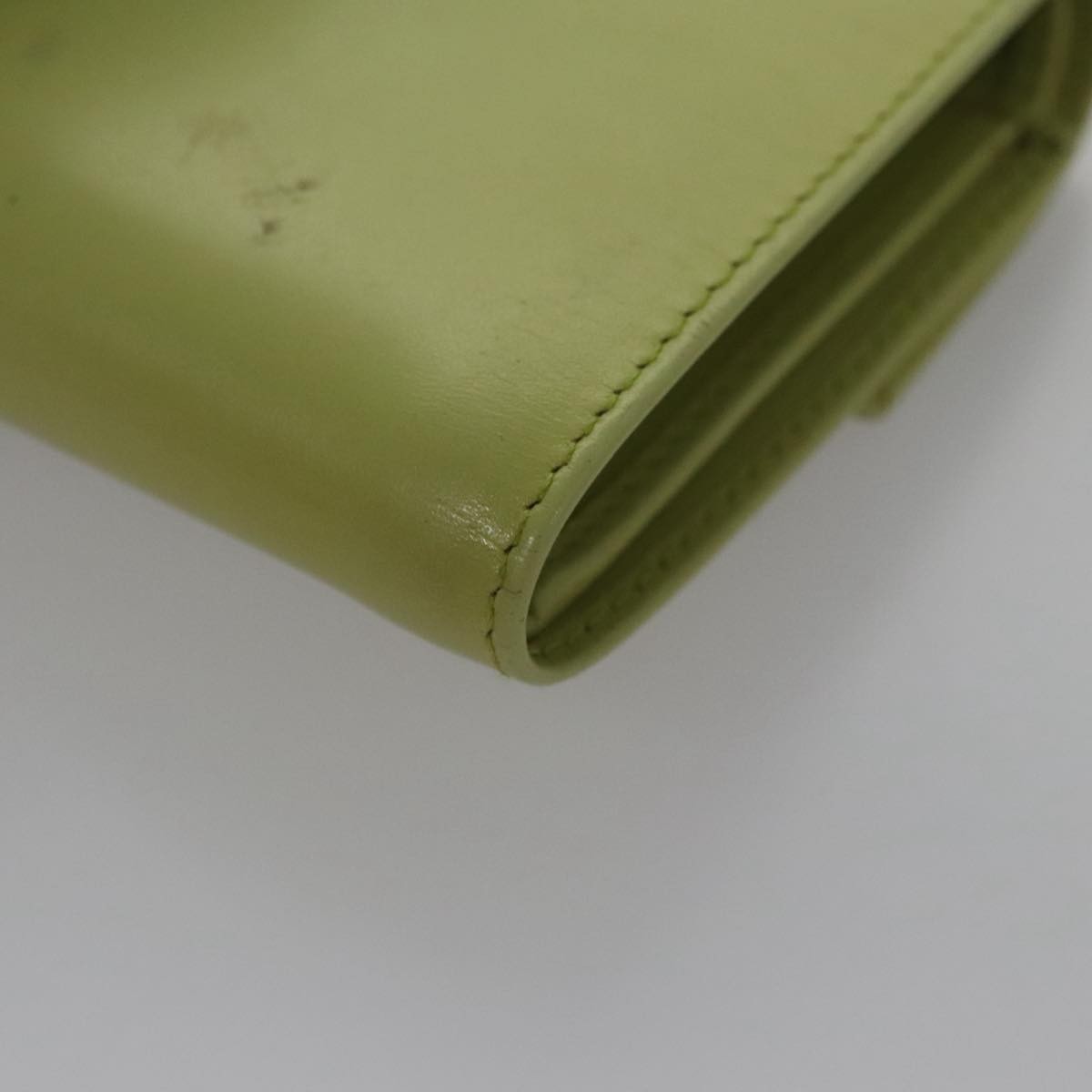 Prada Wallet Green Leather Wallets Accessory (Pre-Owned)