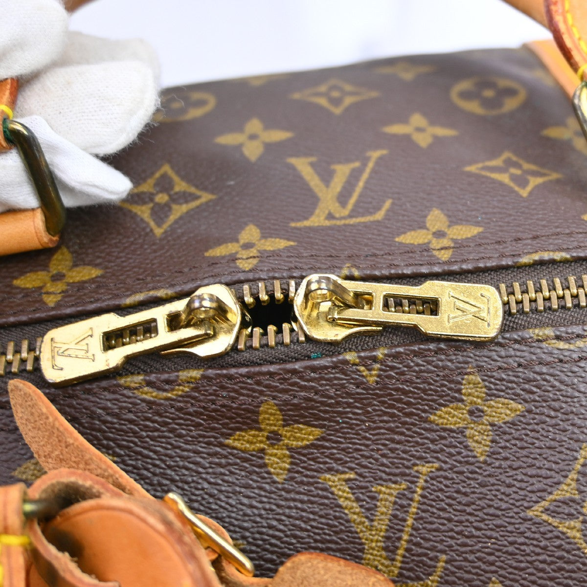 Louis Vuitton Keepall Bandouliere Bag Monogram Canvas Brown Canvas Travel Bag Bag (Pre-Owned)