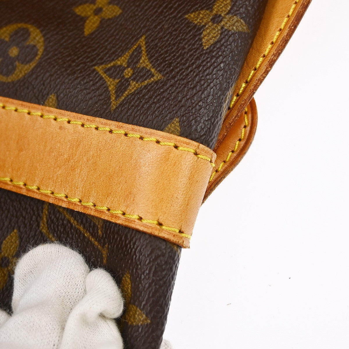Louis Vuitton Keepall Bandouliere Bag Monogram Canvas Brown Canvas Travel Bag Bag (Pre-Owned)