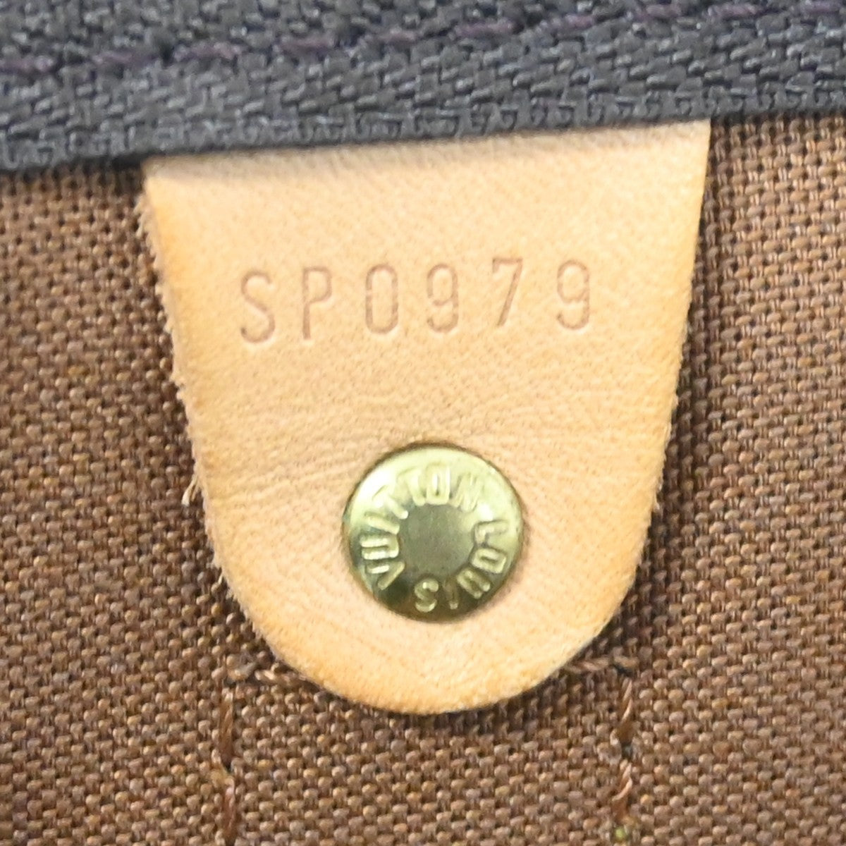 Louis Vuitton Keepall Bag Monogram Canvas Brown Canvas Travel Bag Bag (Pre-Owned)