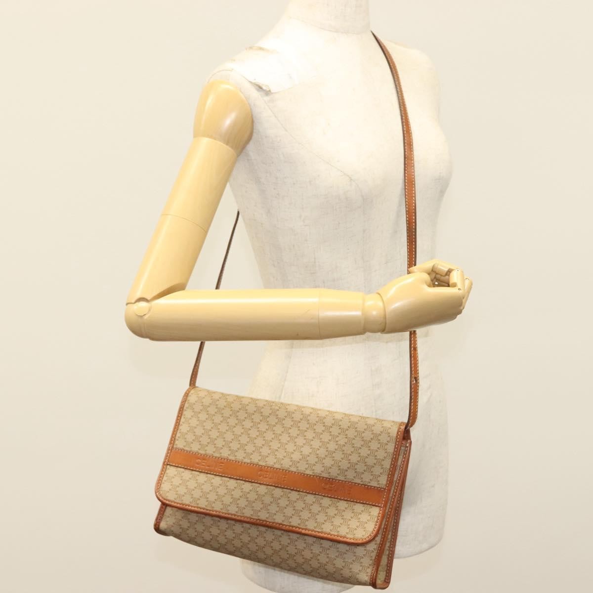 Celine Vintage Macadam Shoulder Bag Canvas And Leather Beige Canvas Bag (Pre-Owned)
