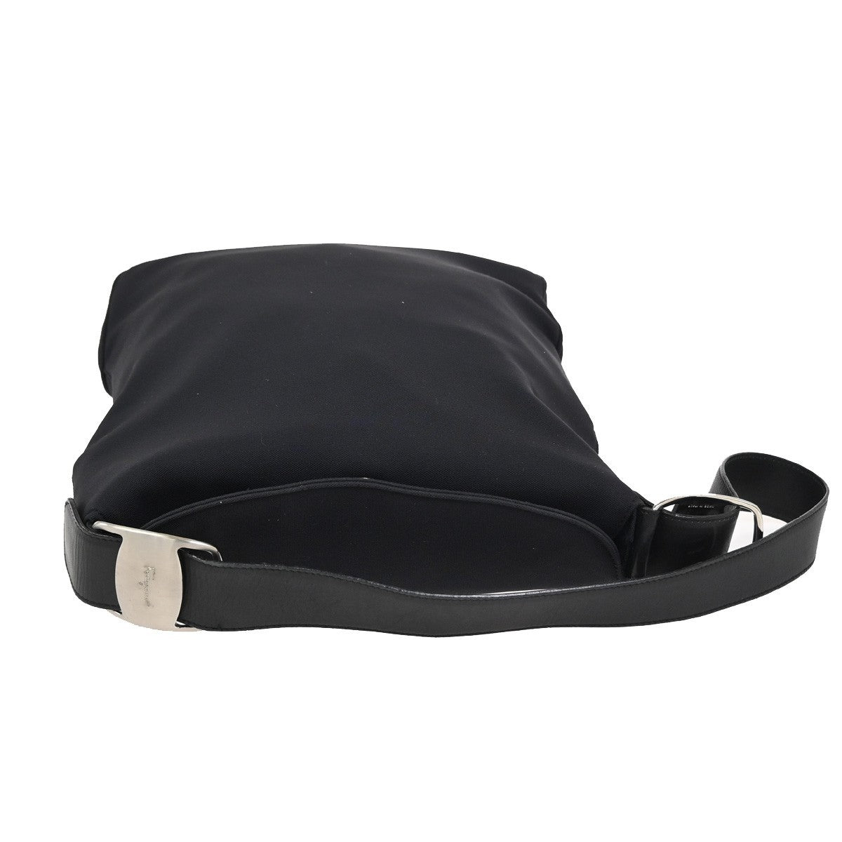 Salvatore Ferragamo Vara Shoulder Bag Nylon Black Nylon Shoulder Bag Bag (Pre-Owned)