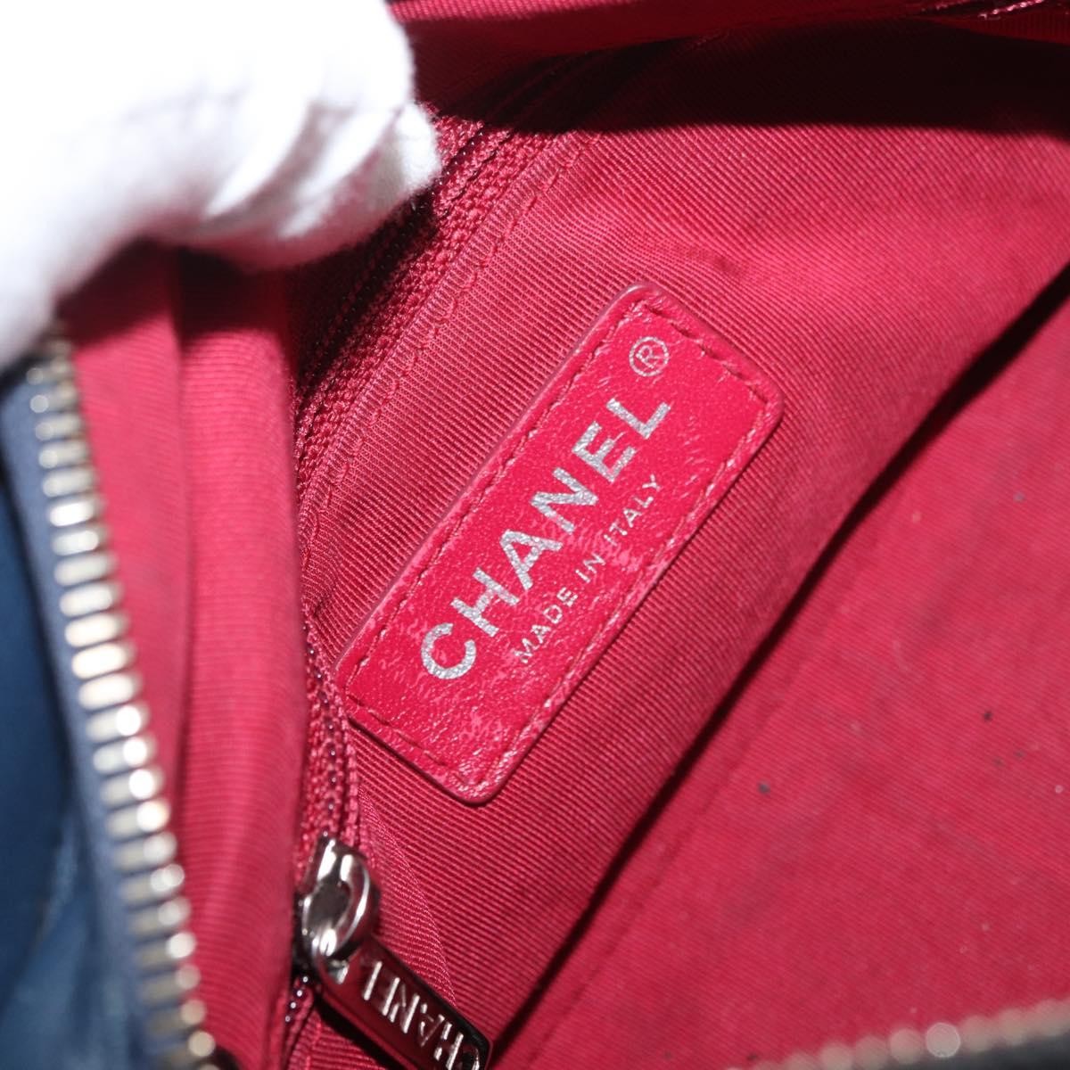 Chanel Gabrielle Hobo Quilted Aged Calfskin Multicolour Leather Shoulder Bag Bag (Pre-Owned)