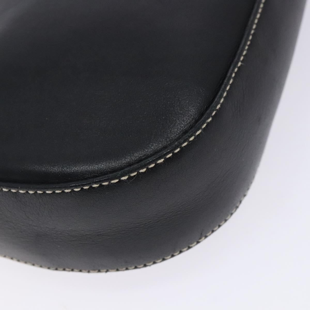 Salvatore Ferragamo Gancini Shoulder Bag Leather Black Leather Shoulder Bag Bag (Pre-Owned)