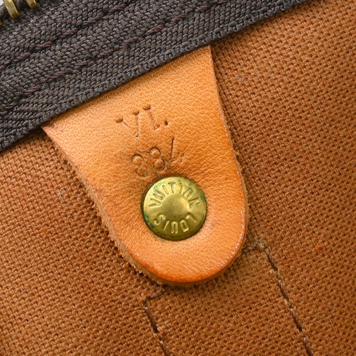 Louis Vuitton Keepall Bag Monogram Canvas Brown Canvas Travel Bag Bag (Pre-Owned)