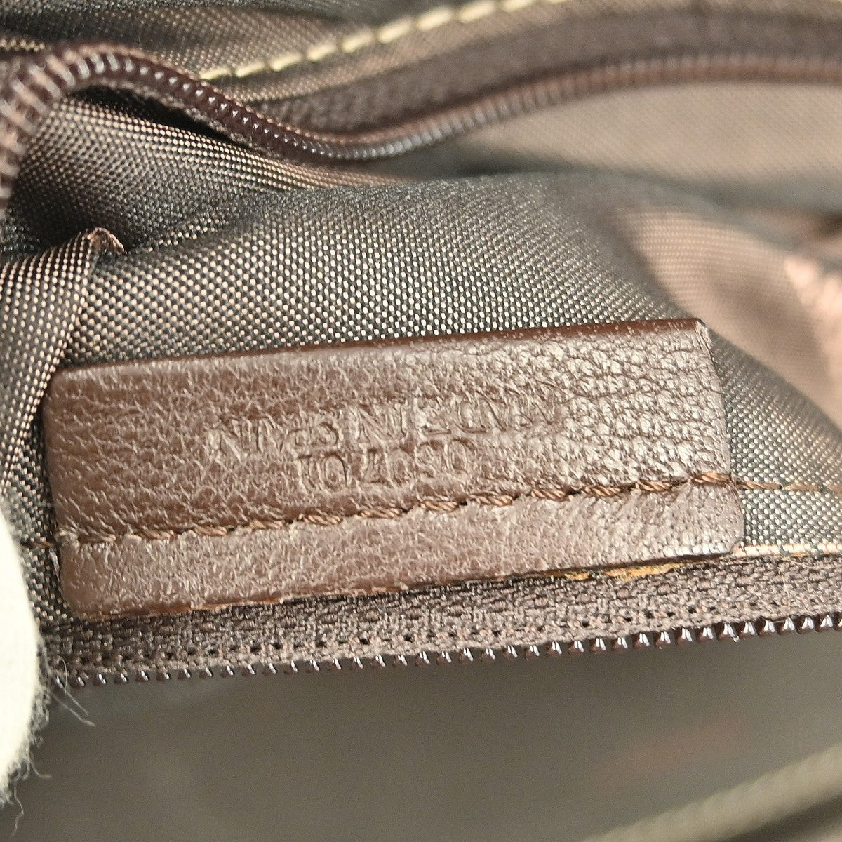 Loewe Amazona Bag Leather Pink Leather Handbag (Pre-Owned)