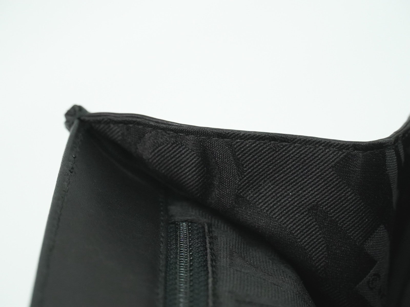 Salvatore Ferragamo Gancini Shoulder Bag Leather Black Leather Shoulder Bag Bag (Pre-Owned)