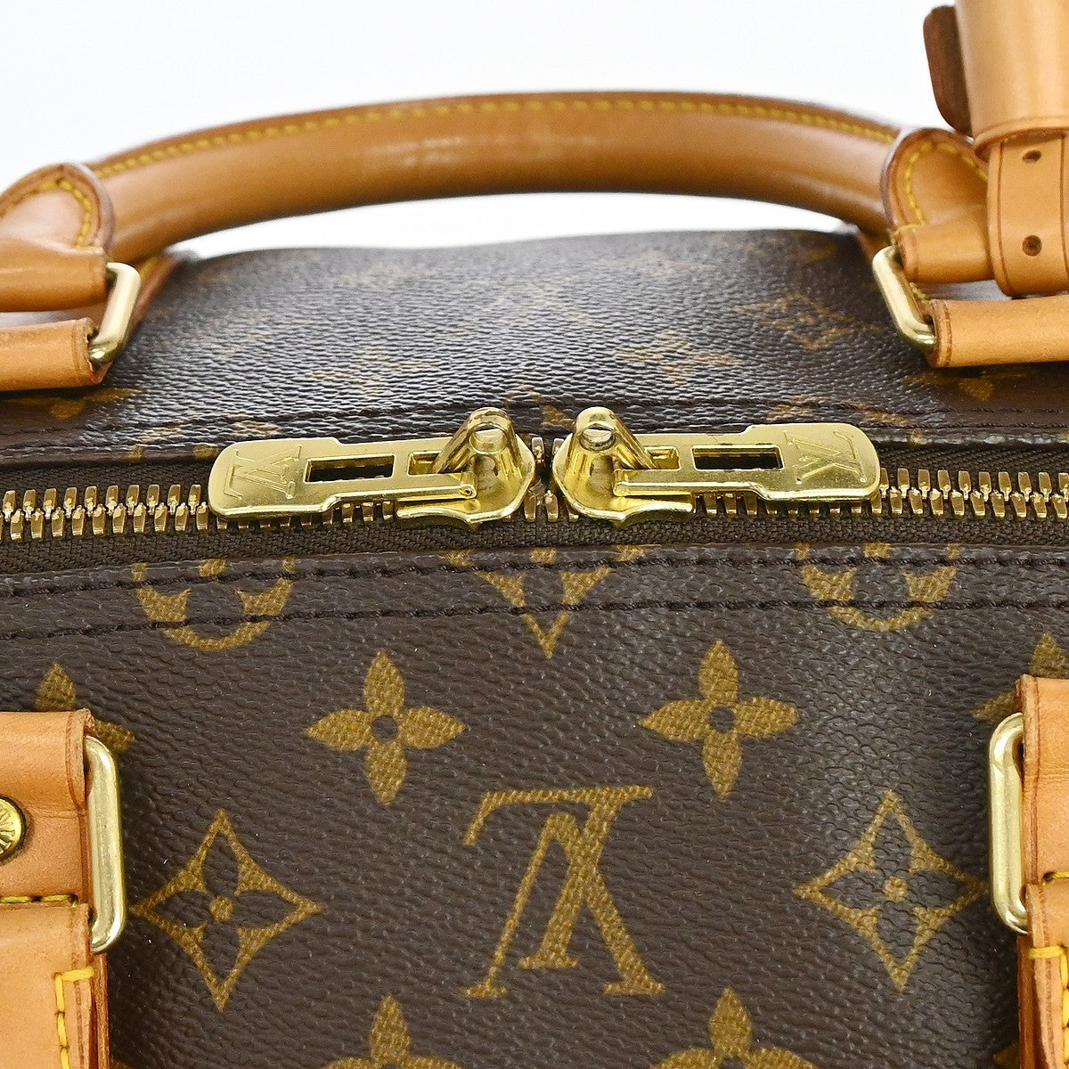 Louis Vuitton Keepall Bag Monogram Canvas Brown Canvas Travel Bag Bag (Pre-Owned)