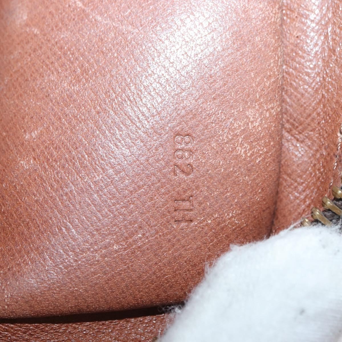 Louis Vuitton Amazone Bag Monogram Canvas Brown Canvas Shoulder Bag Bag (Pre-Owned)