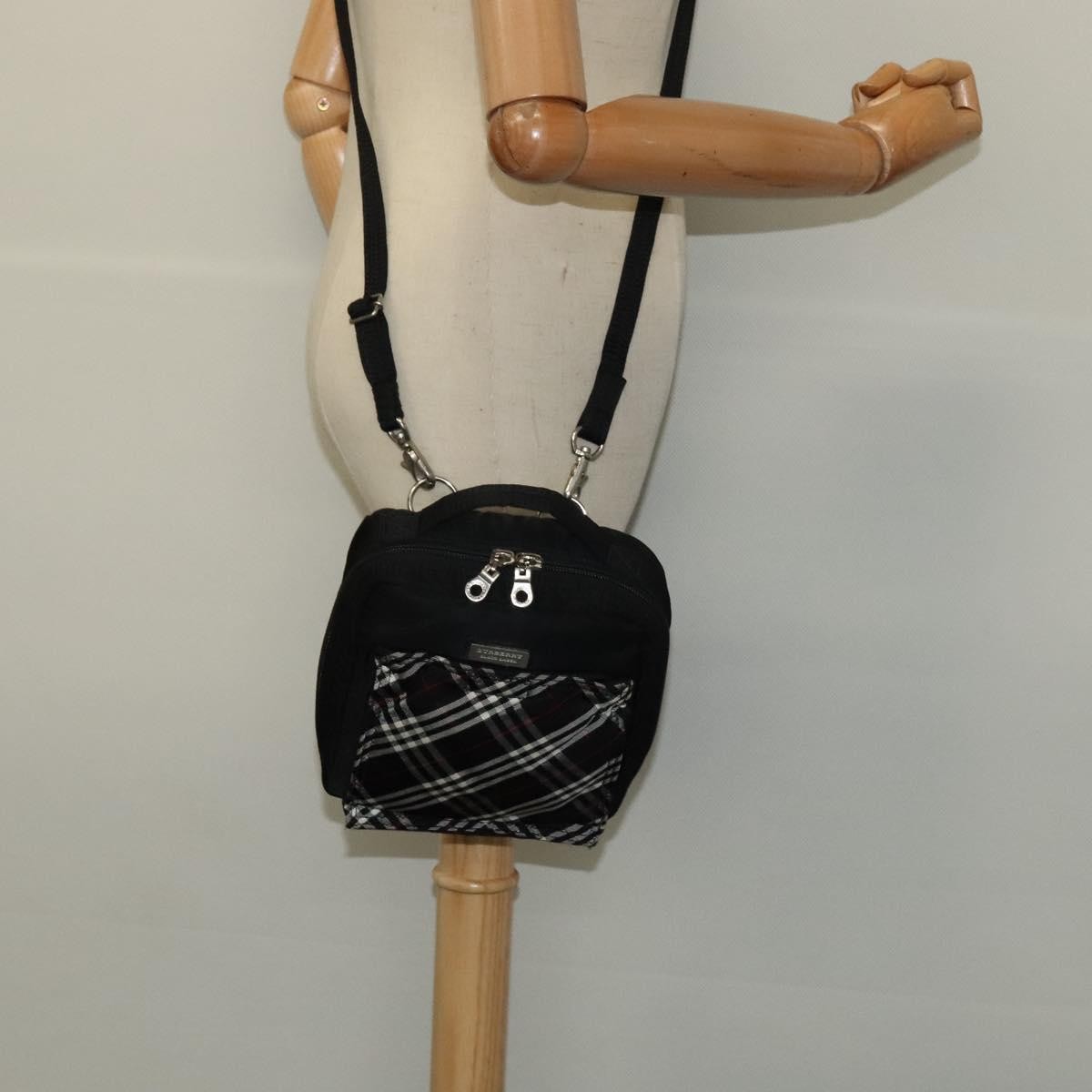 Burberry Nova Check Black Label Nylon Black Nylon Shoulder Bag Bag (Pre-Owned)