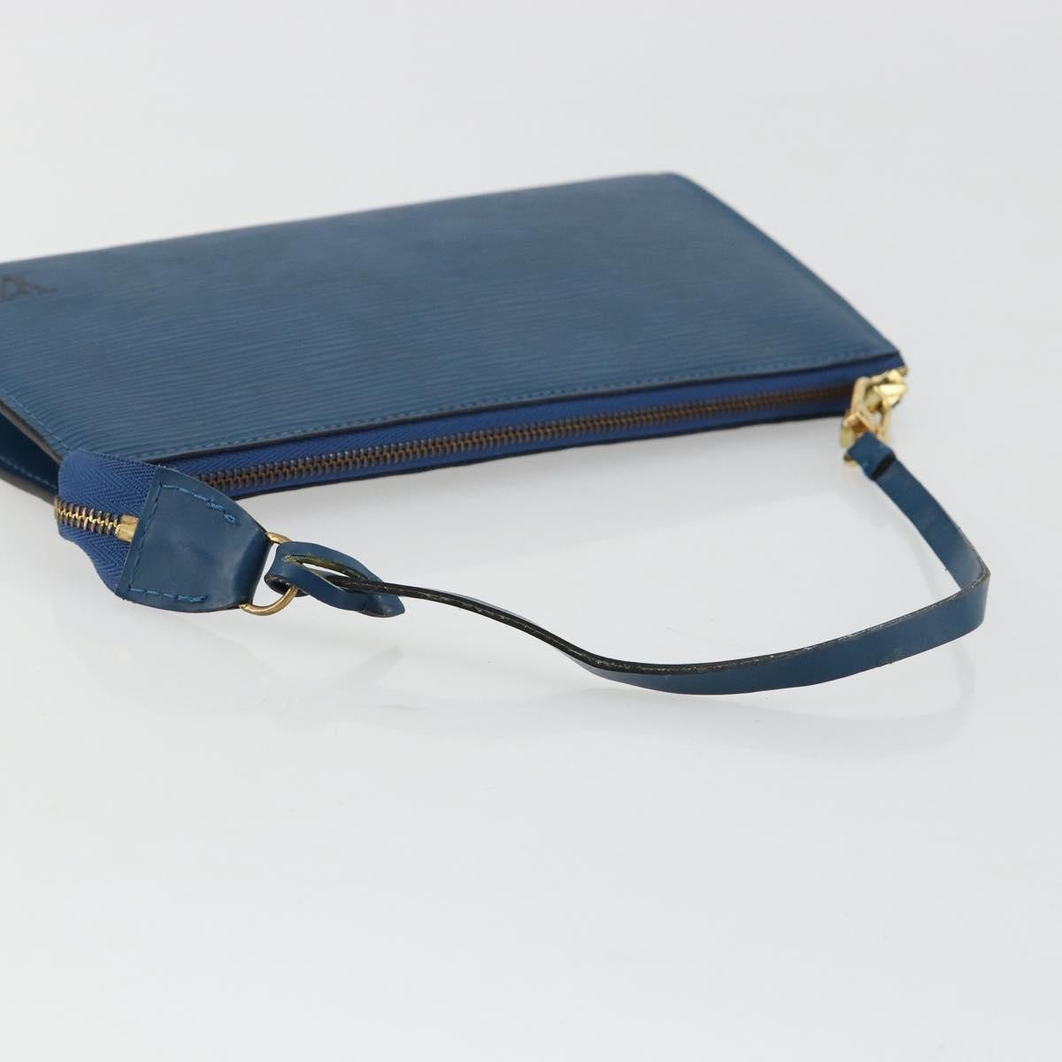 Louis Vuitton Pochette Accessoires Nm Epi Leather Blue Leather Clutche & Pouche Bag (Pre-Owned)