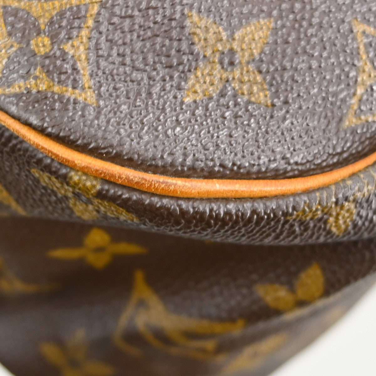 Louis Vuitton Saumur Handbag Monogram Canvas Brown Canvas Shoulder Bag Bag (Pre-Owned)