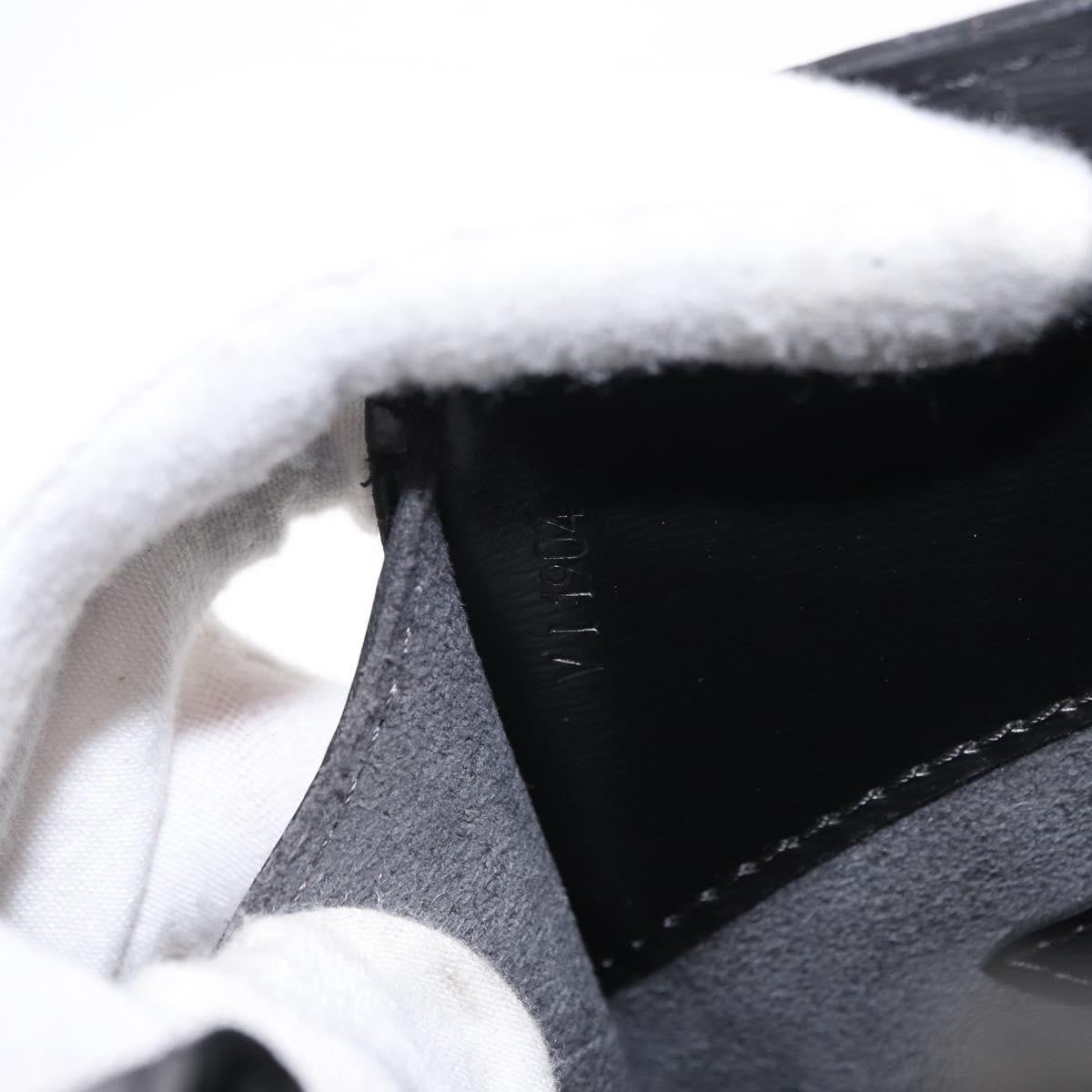 Louis Vuitton Cluny Shoulder Bag Epi Leather Black Leather Shoulder Bag Bag (Pre-Owned)