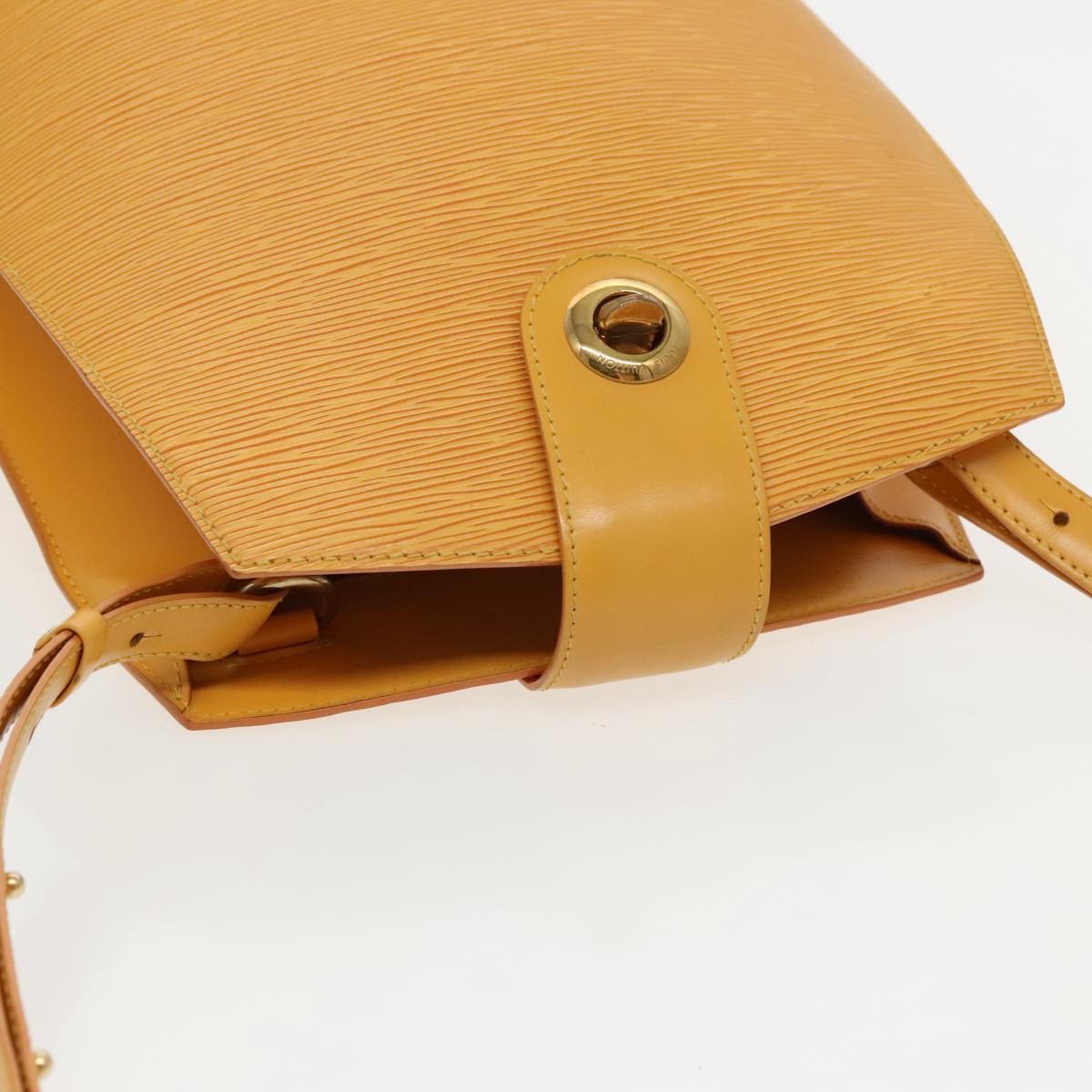 Louis Vuitton Cluny Shoulder Bag Epi Leather Yellow Leather Shoulder Bag Bag (Pre-Owned)