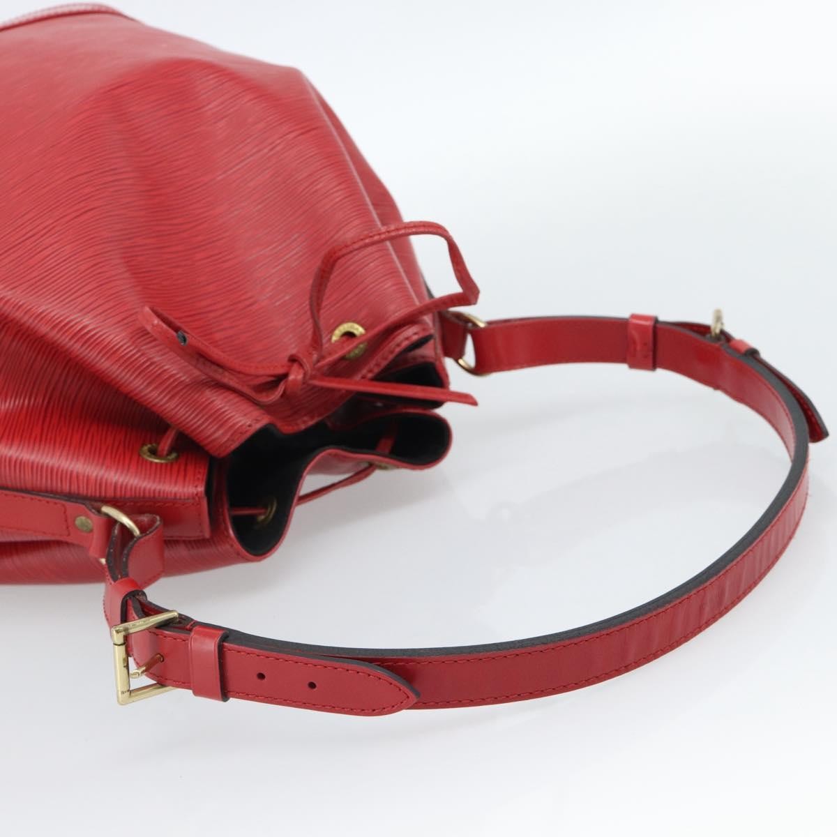 Louis Vuitton Petit Noe Nm Handbag Epi Leather Red Leather Shoulder Bag Bag (Pre-Owned)