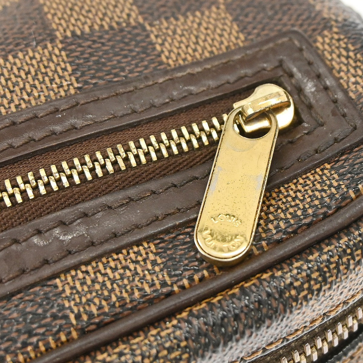 Louis Vuitton Pochette Macao Damier Brown Canvas Clutche & Pouche Bag (Pre-Owned)