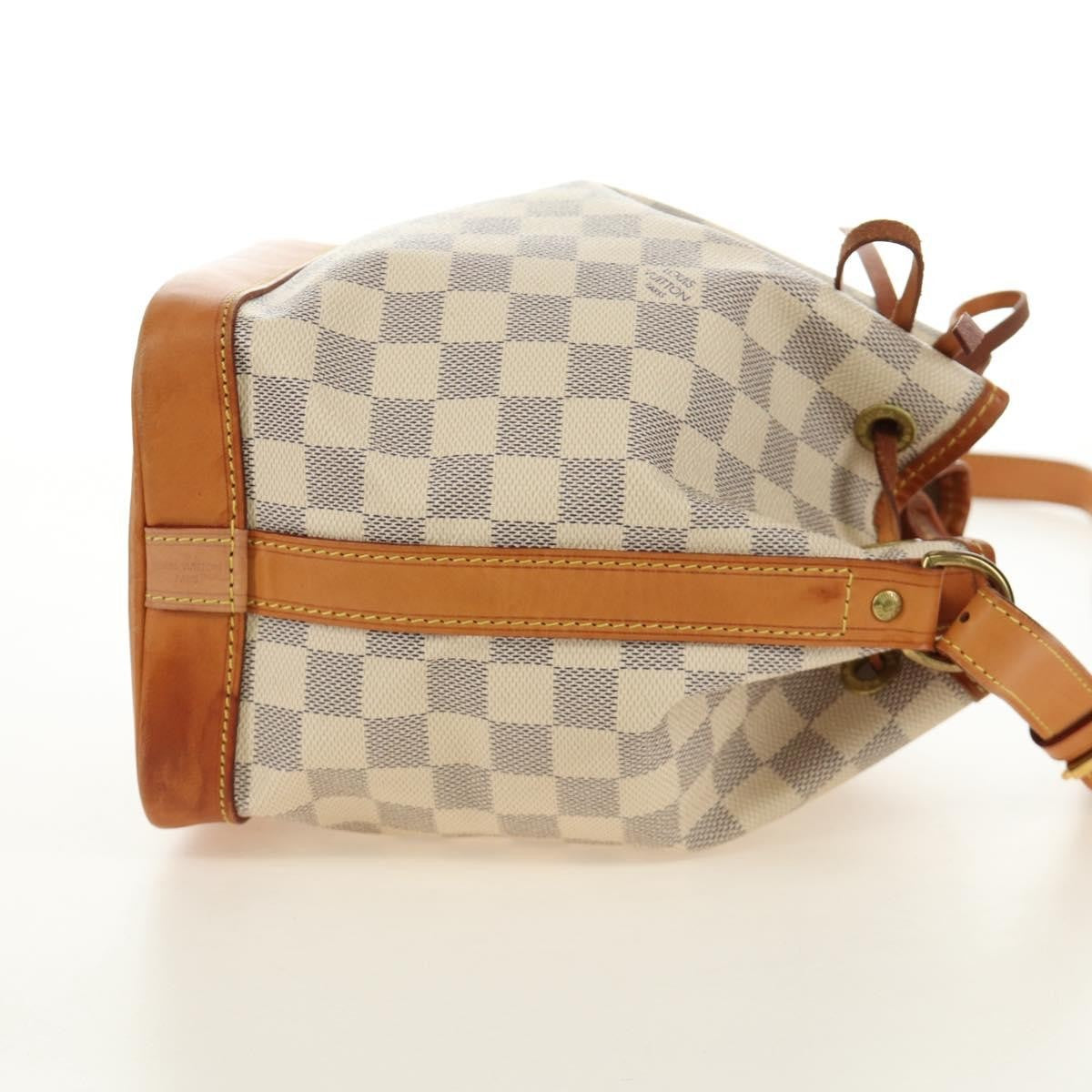 Louis Vuitton Noe Handbag Damier White Canvas Shoulder Bag Bag (Pre-Owned)