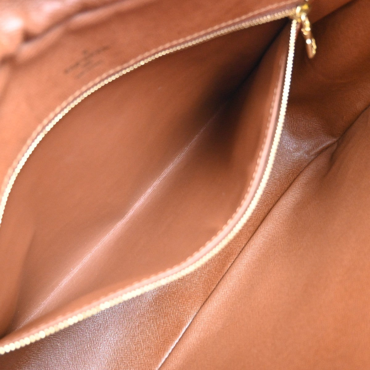 Louis Vuitton Boulogne Handbag Monogram Canvas Brown Canvas Shoulder Bag Bag (Pre-Owned)