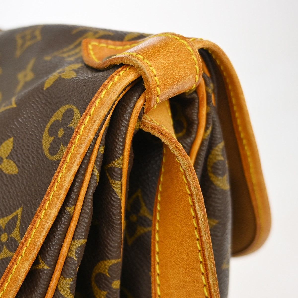 Louis Vuitton Saumur Handbag Monogram Canvas Brown Canvas Shoulder Bag Bag (Pre-Owned)