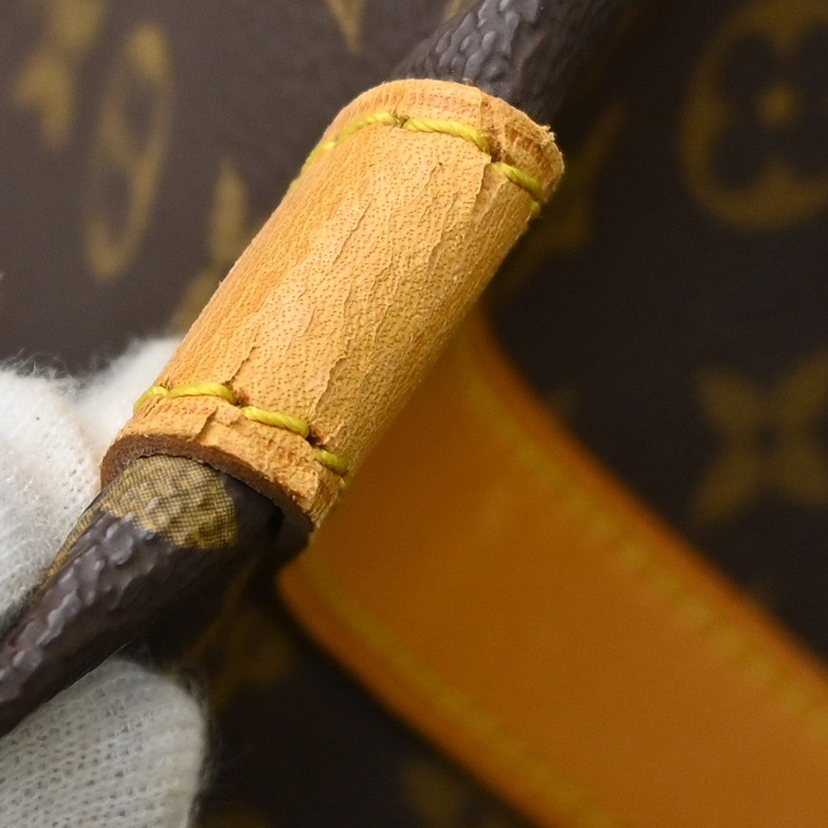 Louis Vuitton Keepall Bandouliere Bag Monogram Canvas Brown Canvas Travel Bag Bag (Pre-Owned)