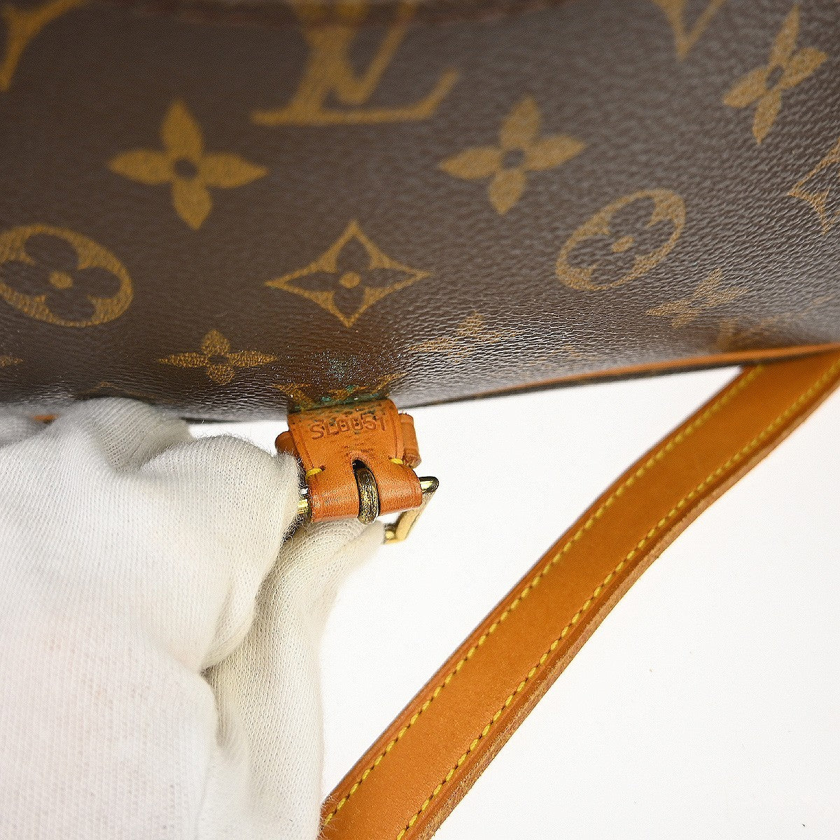 Louis Vuitton Sologne Handbag Monogram Canvas Brown Canvas Shoulder Bag Bag (Pre-Owned)