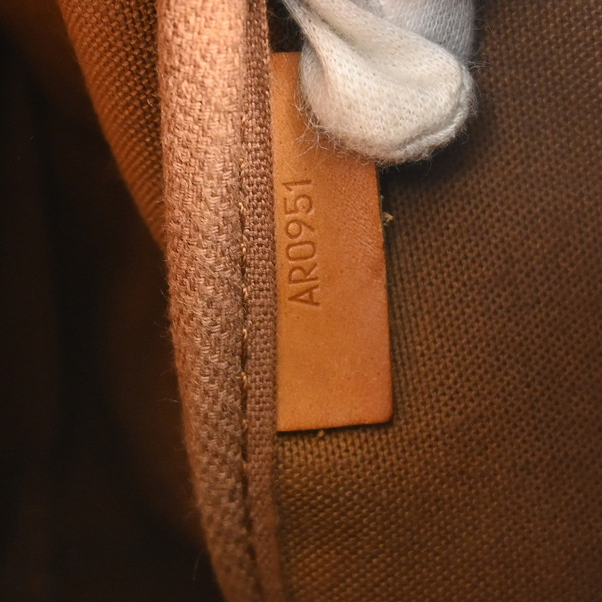 Louis Vuitton Saumur Handbag Monogram Canvas Brown Canvas Shoulder Bag Bag (Pre-Owned)