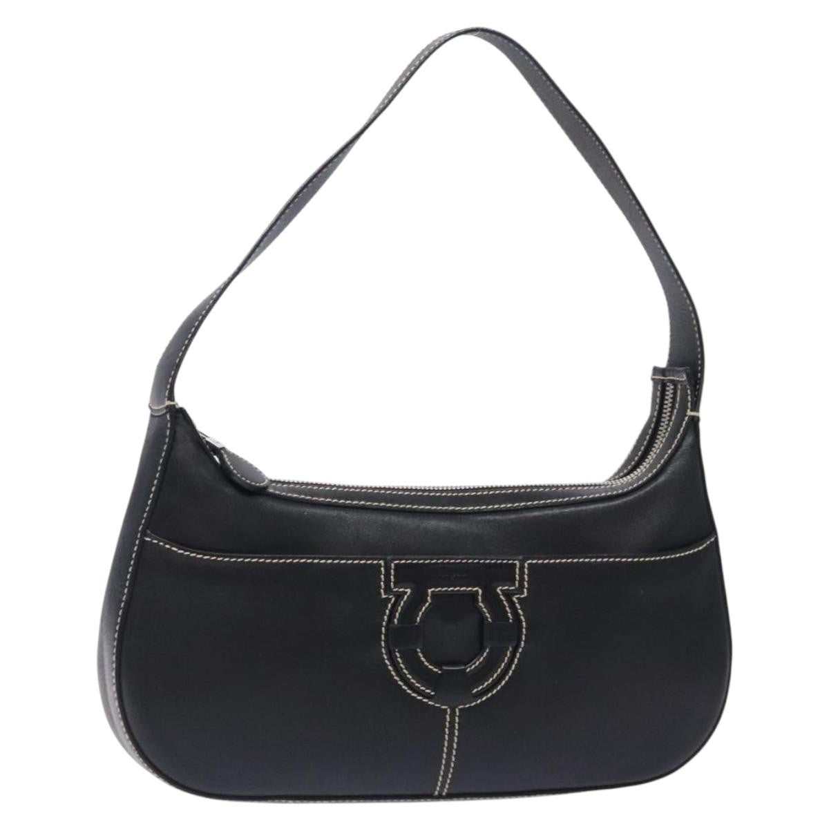 Salvatore Ferragamo Gancini Shoulder Bag Leather Black Leather Shoulder Bag Bag (Pre-Owned)